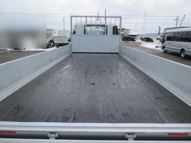 いすゞフォワードアルミブロック中型（4t）[写真09]