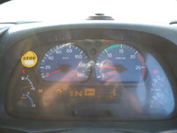 UDトラックスクオンアルミブロック大型（10t）[写真40]