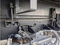 日野レンジャーパッカー車（塵芥車）中型（4t）[写真15]