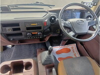 日野レンジャーパッカー車（塵芥車）中型（4t）[写真26]