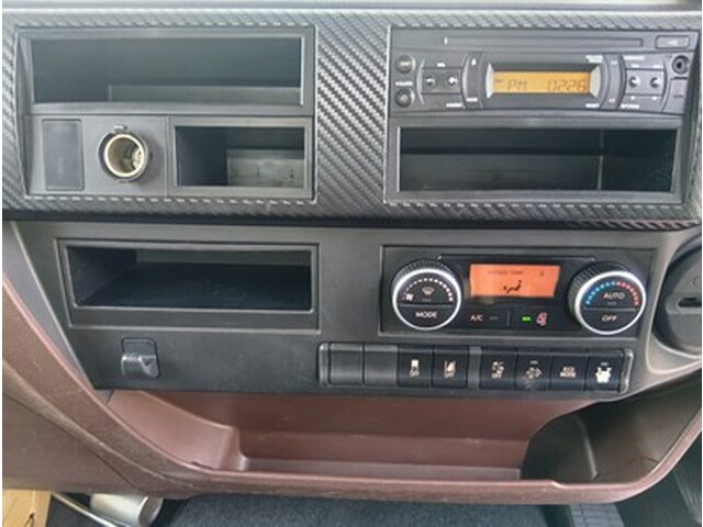 日野レンジャーパッカー車（塵芥車）中型（4t）[写真26]