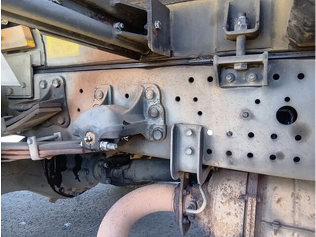 いすゞフォワードパッカー車（塵芥車）中型（4t）[写真15]