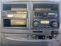 いすゞフォワードパッカー車（塵芥車）中型（4t）[写真29]