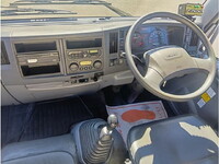 いすゞフォワードパッカー車（塵芥車）中型（4t）[写真30]