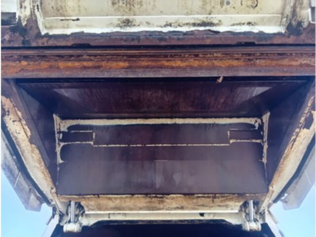 いすゞフォワードパッカー車（塵芥車）中型（4t）[写真08]