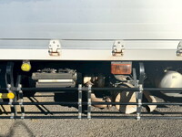 三菱ふそうファイターアルミウイング増トン（6t・8t）[写真19]