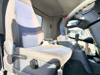 三菱ふそうファイターアルミウイング増トン（6t・8t）[写真25]