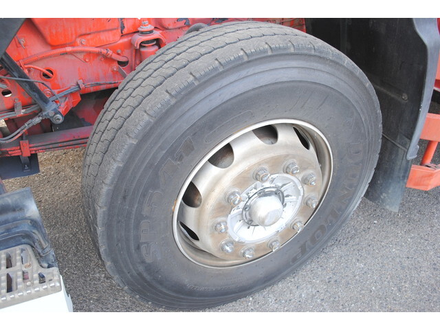 いすゞギガダンプ大型（10t）[写真39]