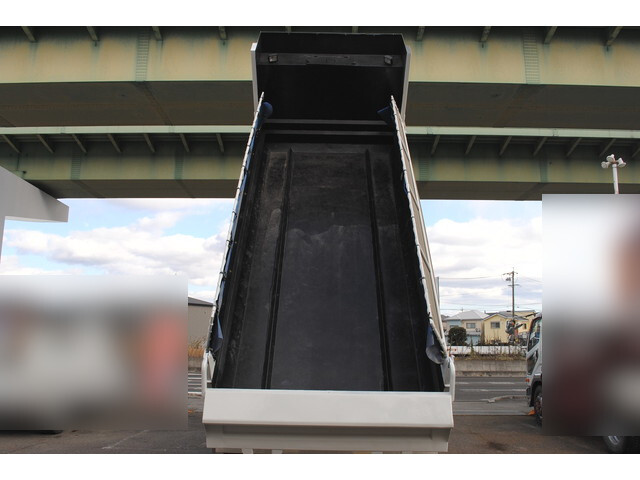 いすゞギガダンプ大型（10t）[写真06]