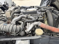 いすゞフォワードアルミウイング増トン（6t・8t）[写真16]