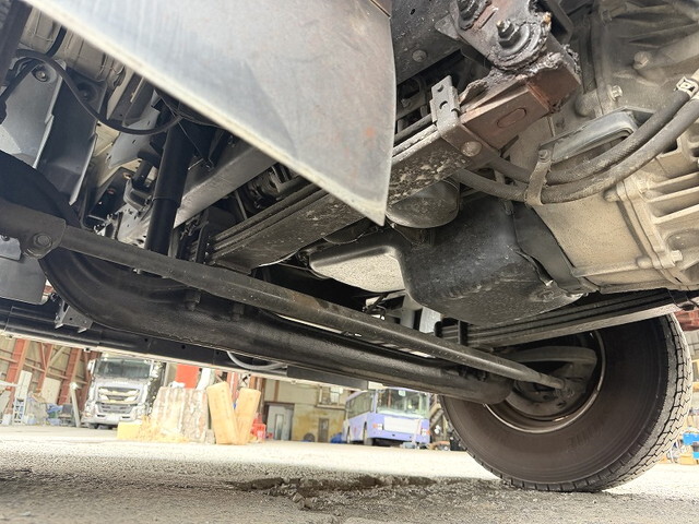 いすゞフォワードアルミウイング増トン（6t・8t）[写真19]