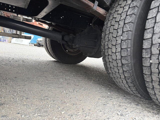 いすゞフォワードアルミウイング増トン（6t・8t）[写真22]