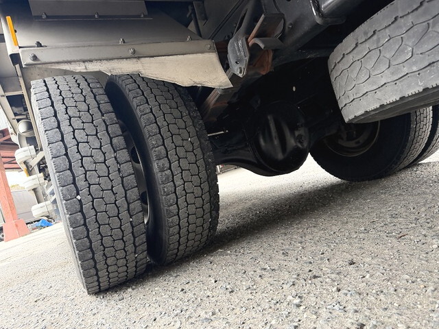 いすゞフォワードアルミウイング増トン（6t・8t）[写真24]