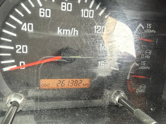 いすゞフォワードアルミウイング増トン（6t・8t）[写真36]