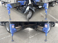 三菱ふそうキャンタークレーン5段小型（2t・3t）[写真32]