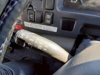 いすゞエルフ冷凍車（冷蔵車）小型（2t・3t）[写真22]