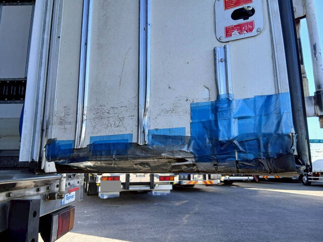 いすゞエルフ冷凍車（冷蔵車）小型（2t・3t）[写真24]