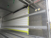 三菱ふそうスーパーグレート冷凍車（冷蔵車）大型（10t）[写真11]