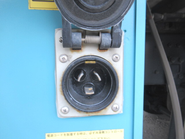 三菱ふそうスーパーグレート冷凍車（冷蔵車）大型（10t）[写真16]