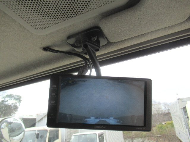 三菱ふそうスーパーグレート冷凍車（冷蔵車）大型（10t）[写真34]