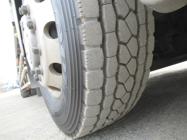 三菱ふそうスーパーグレート冷凍車（冷蔵車）大型（10t）[写真39]