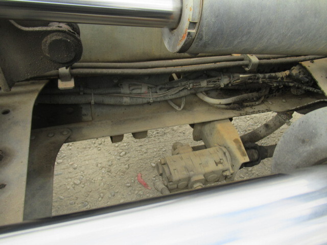 日野レンジャーコンテナ専用車増トン（6t・8t）[写真21]