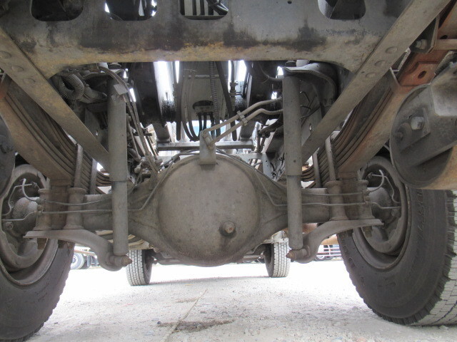 日野レンジャーコンテナ専用車増トン（6t・8t）[写真22]