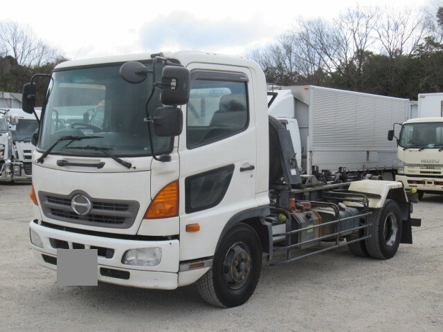 日野レンジャーコンテナ専用車増トン（6t・8t）[写真03]