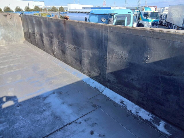 日野プロフィア深ダンプ（土砂禁ダンプ）大型（10t）[写真11]