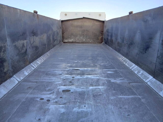 日野プロフィア深ダンプ（土砂禁ダンプ）大型（10t）[写真13]