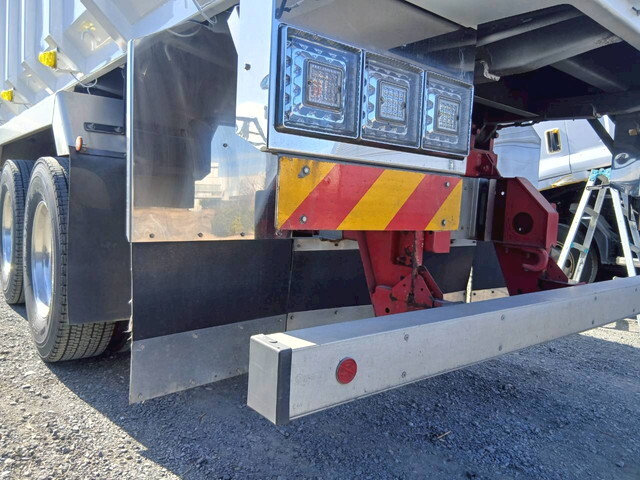 日野プロフィア深ダンプ（土砂禁ダンプ）大型（10t）[写真24]