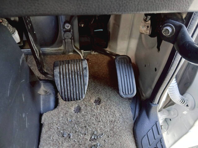 日野プロフィア深ダンプ（土砂禁ダンプ）大型（10t）[写真33]