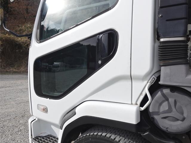 三菱ふそうファイターアルミウイング増トン（6t・8t）[写真09]