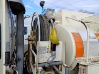 いすゞフォワードタンク車（タンクローリー）中型（4t）[写真27]