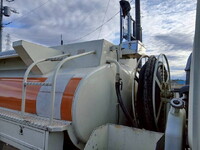 いすゞフォワードタンク車（タンクローリー）中型（4t）[写真28]