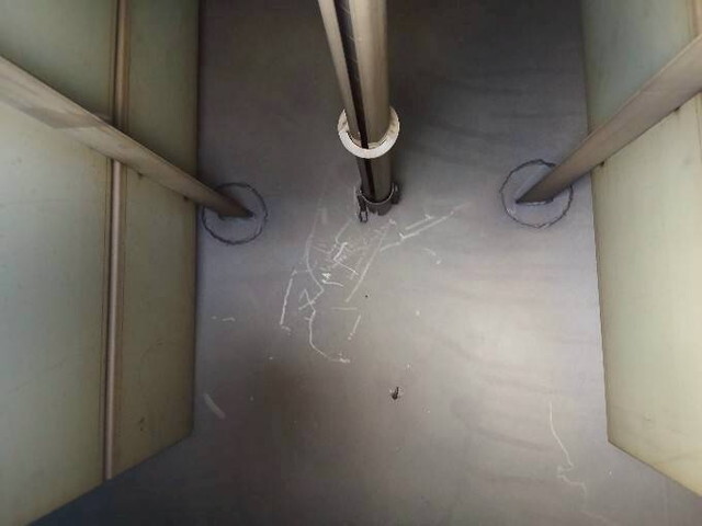 いすゞフォワードタンク車（タンクローリー）中型（4t）[写真31]