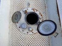 いすゞフォワードタンク車（タンクローリー）中型（4t）[写真33]