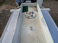 いすゞフォワードタンク車（タンクローリー）中型（4t）[写真34]