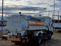 いすゞフォワードタンク車（タンクローリー）中型（4t）[写真04]