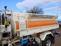 いすゞフォワードタンク車（タンクローリー）中型（4t）[写真06]