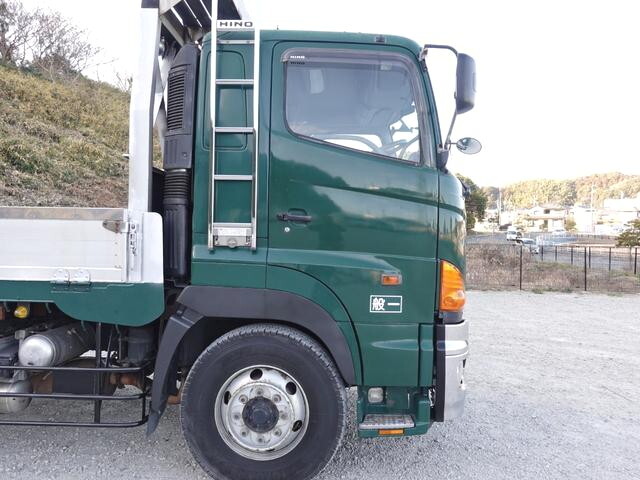 日野プロフィア平ボディ大型（10t）[写真06]