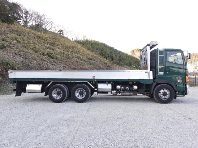 日野プロフィア平ボディ大型（10t）[写真08]