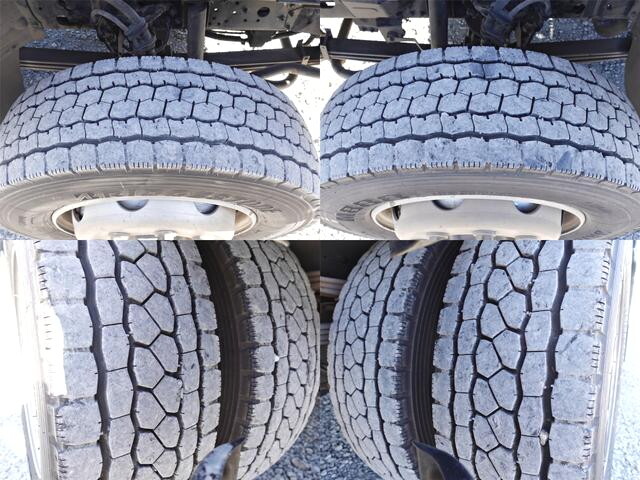 三菱ふそうファイター平ボディ増トン（6t・8t）[写真15]