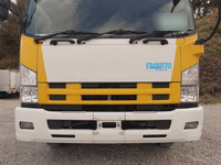 いすゞフォワードアルミウイング増トン（6t・8t）[写真04]