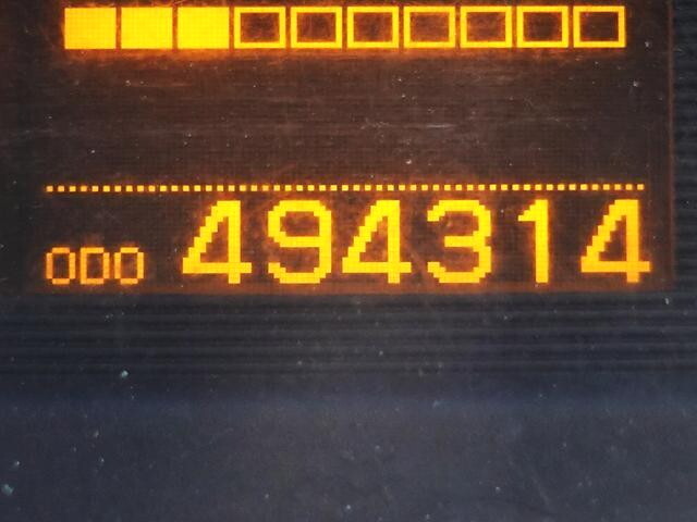 UDトラックスコンドル平ボディ増トン（6t・8t）[写真24]