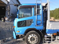 UDトラックスコンドル平ボディ増トン（6t・8t）[写真10]