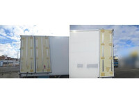 いすゞフォワード冷凍車（冷蔵車）中型（4t）[写真12]