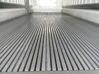 いすゞフォワード冷凍車（冷蔵車）中型（4t）[写真16]