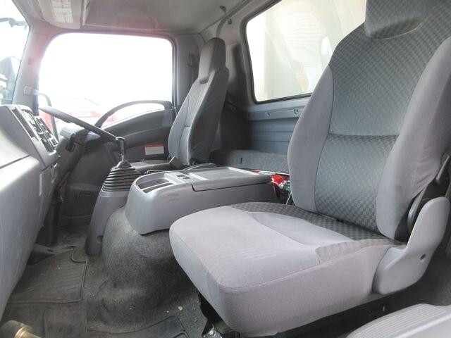 いすゞフォワード冷凍車（冷蔵車）中型（4t）[写真30]