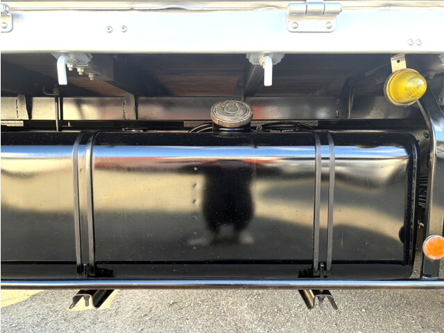 日野レンジャーアルミブロック中型（4t）[写真18]